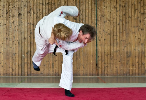 https://www.kampfsport-vfl-waiblingen.de/content/igal/judo_bg_1-A5GUF9-L-513.jpg